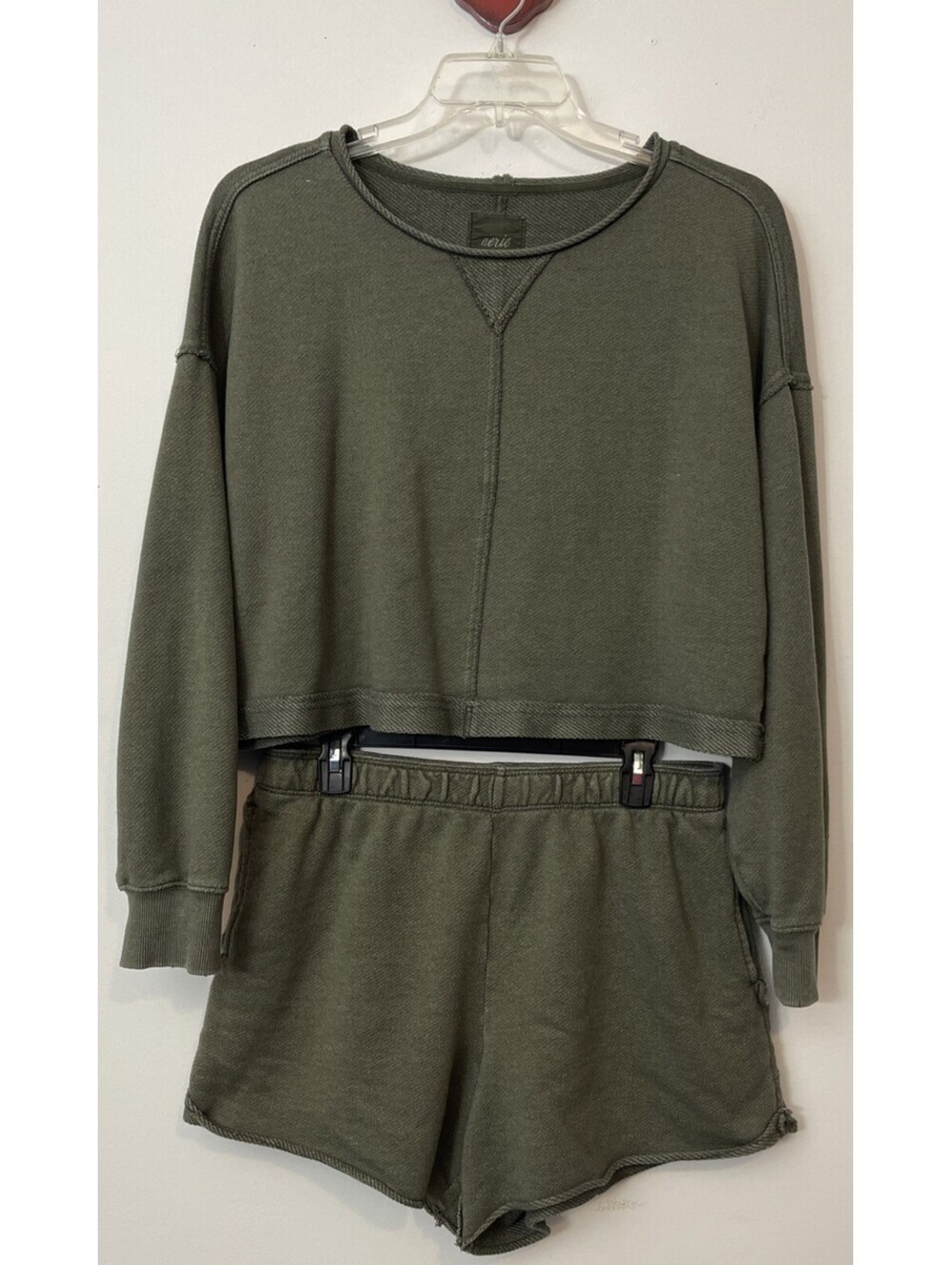 Aerie Womens Large Green Pullover Cropped Sweatshirt & Pull-On Shorts Set! A1372